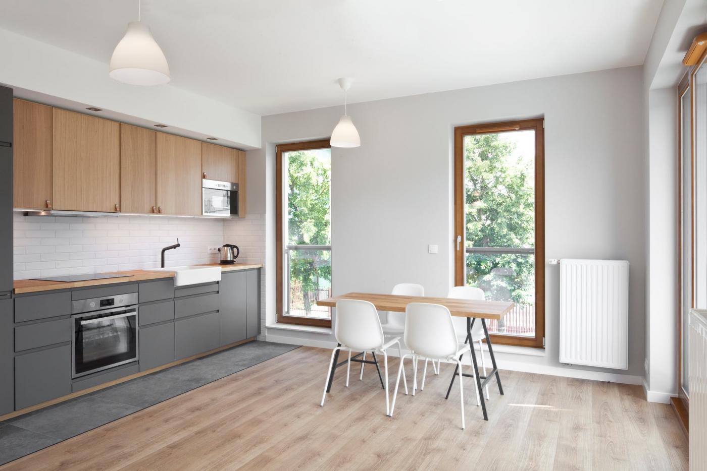 Dlaczego warto skorzystać z biura nieruchomości przy zakupie mieszkania?