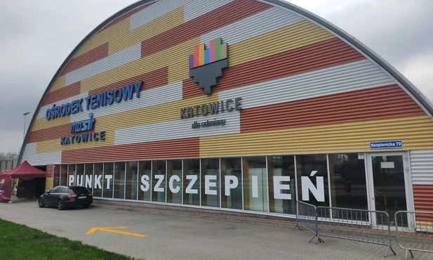 Punkt szczepień powszechnych w Katowicach gotowy do działania