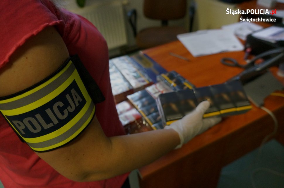 Świętochłowiccy mundurowi przechwycili "lewe" papierosy
