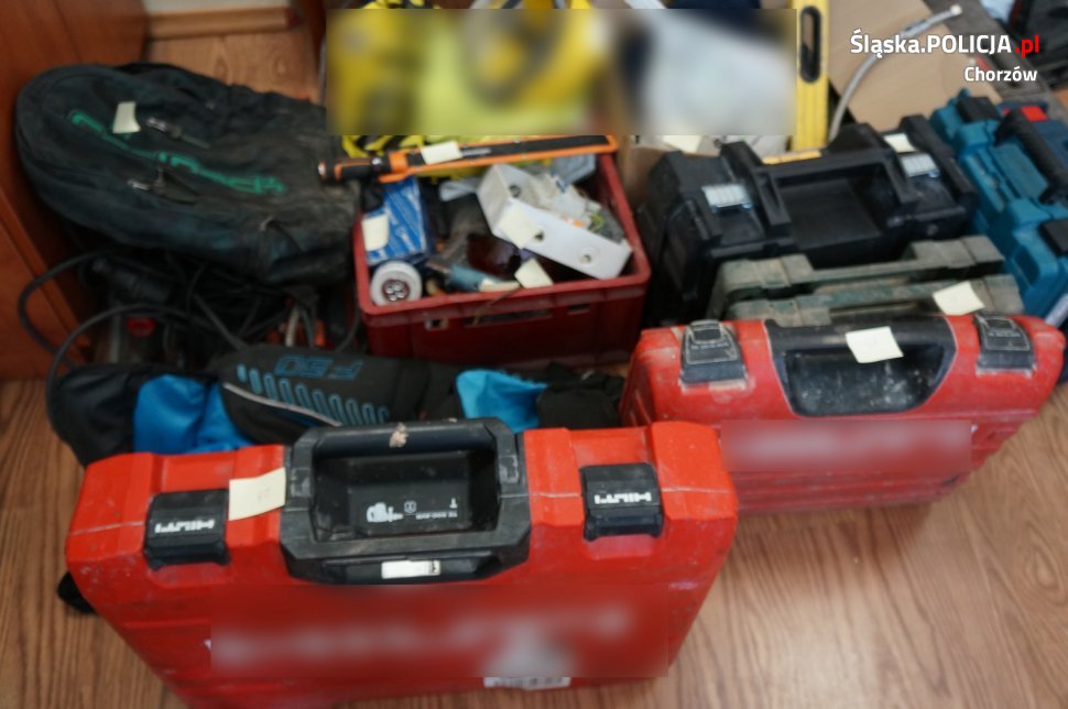 Kryminalni odzyskali narzędzia warte ponad 20 tys. złotych. Mężczyzna usłyszał zarzuty
