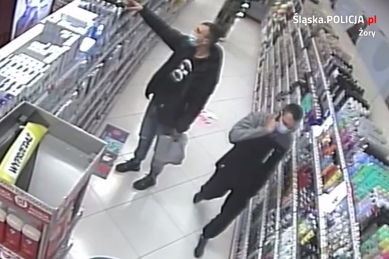 Rozpoznajesz tych mężczyzn? Powiadom policję!