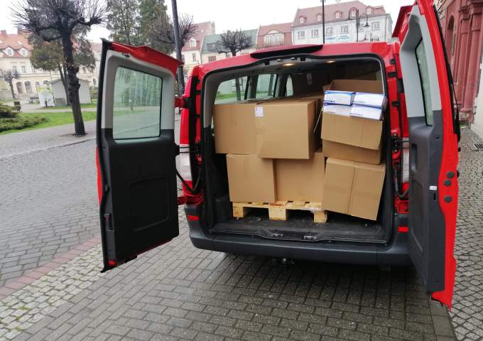 Kolejna partia darmowych maseczek ochronnych wkrótce trafi do mieszkańców Żor