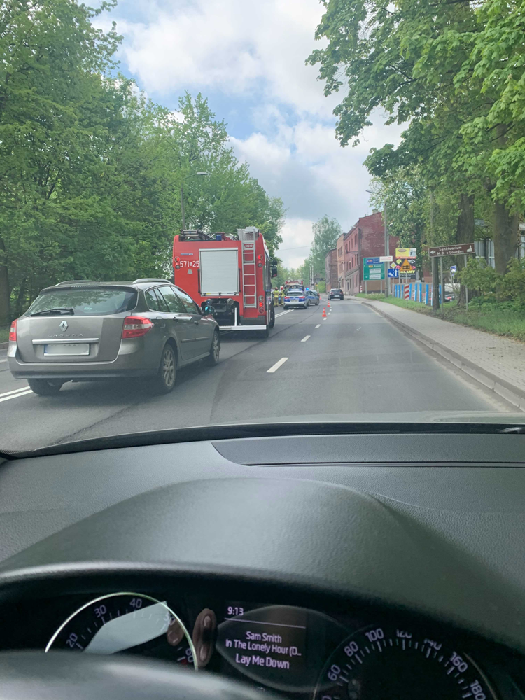 Kolizja przed przejazdem kolejowym 2