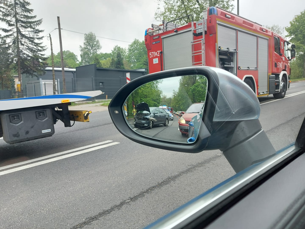 Kolizja przed przejazdem kolejowym 7