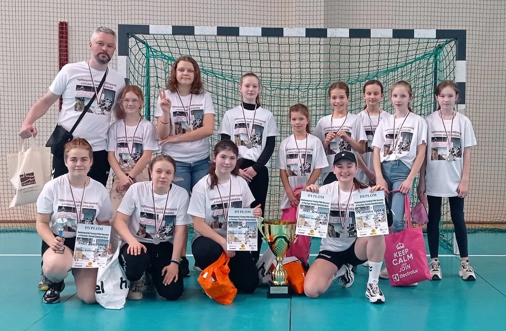 Młode szczypiornistki Grunwaldu ze srebrem na turnieju ogólnopolskim!