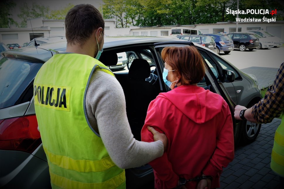Doprowadziły bank do strat sięgających 15 milionów złotych
