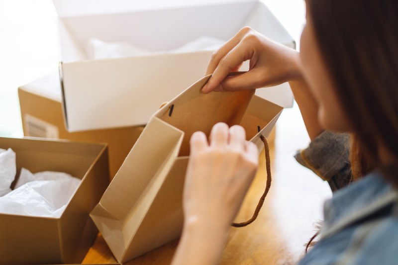 Jak zwrócić nietrafione zakupy do sklepu internetowego?