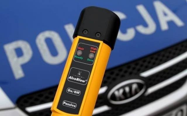 Przewrócił się na skrzyżowaniu. Motorowerzysta miał ponad 2,5 promila alkoholu