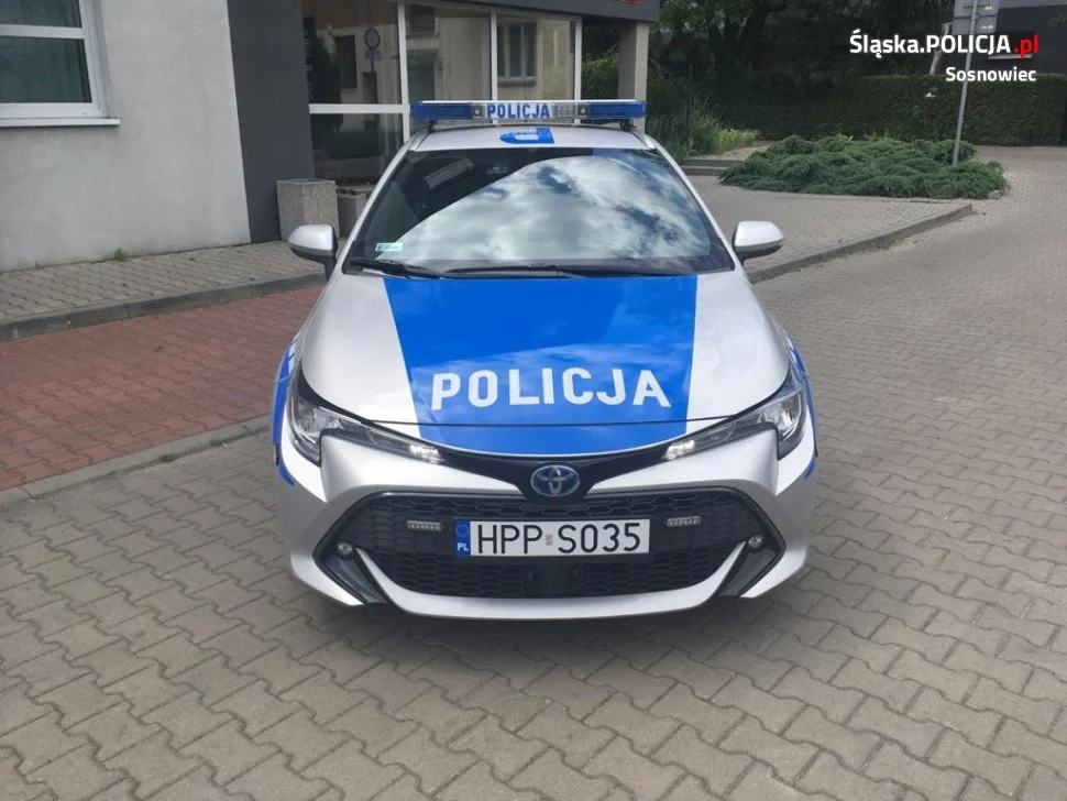 Ledwo utrzymywał równowagę, a na rękach trzymał niemowlę. Ojciec miał ponad 3 promile