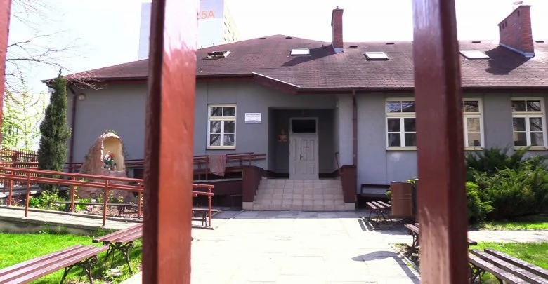 Nie żyje zakonnica z Katowic, zakażona indyjską odmianą koronawirusa!