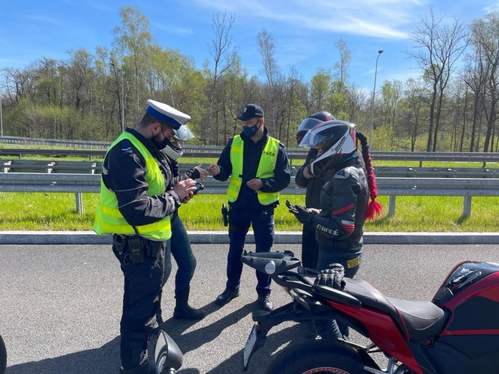 Jednośladem bezpiecznie do celu. Katowicka drogówka podsumowuje działania