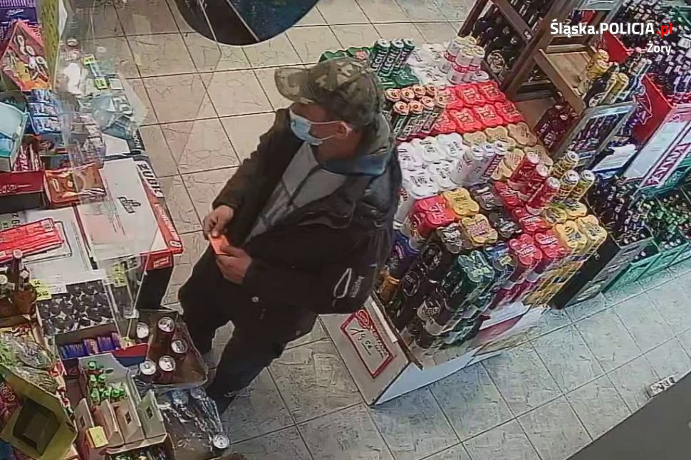 Rozpoznajesz tego mężczyznę? Powiadom policję