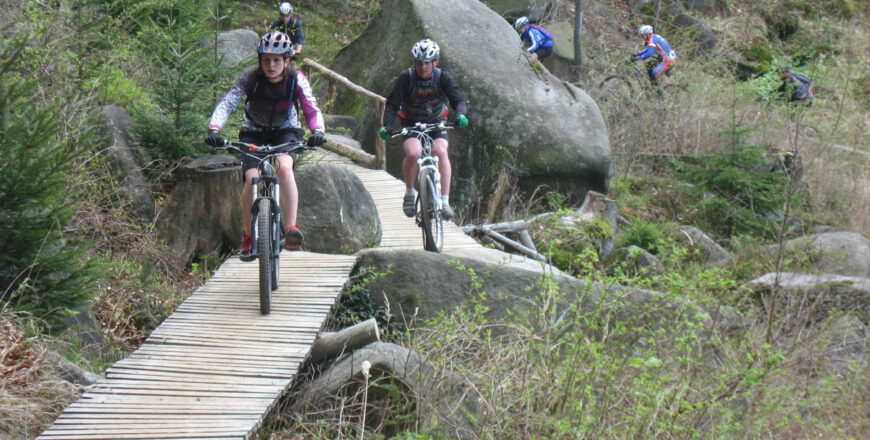 Bieg i rajd rowerowy z okazji Dnia Bez Papierosa