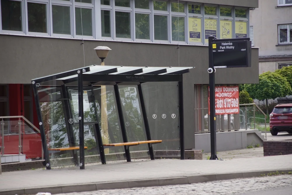 Więcej elektronicznych tablic ZTM do użytku pasażerów. Dwie stanęły w Rudzie Śląskiej