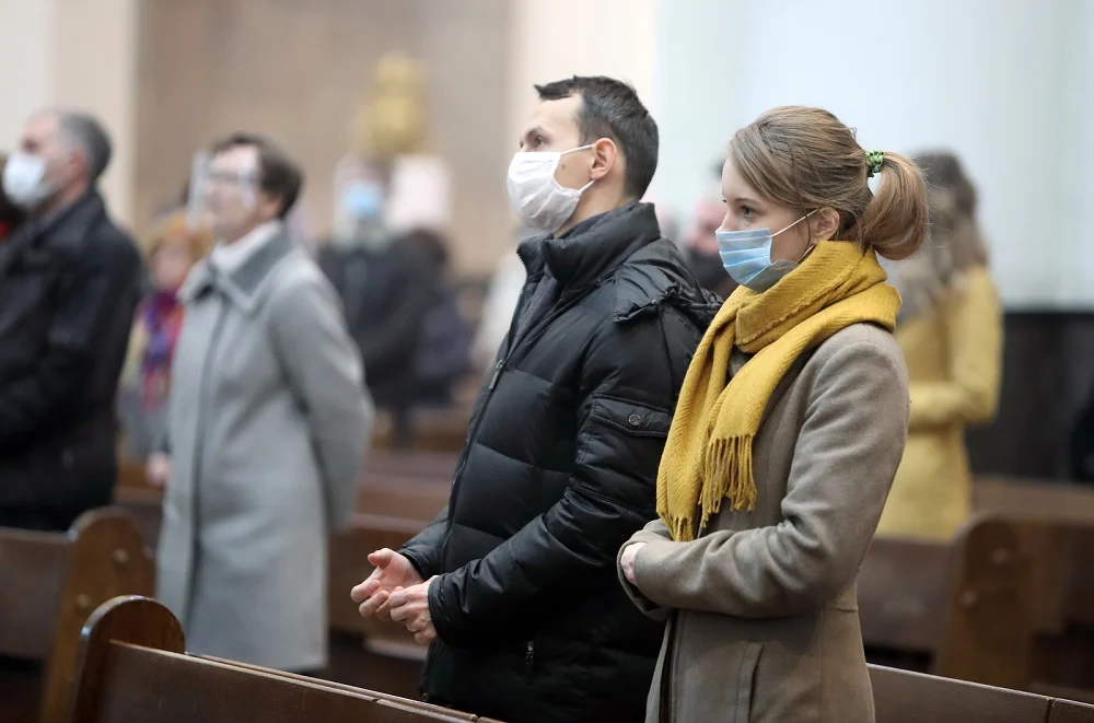 Metropolita katowicki abp Wiktor Skworc odwołał dyspensę spowodowaną koronawirusem