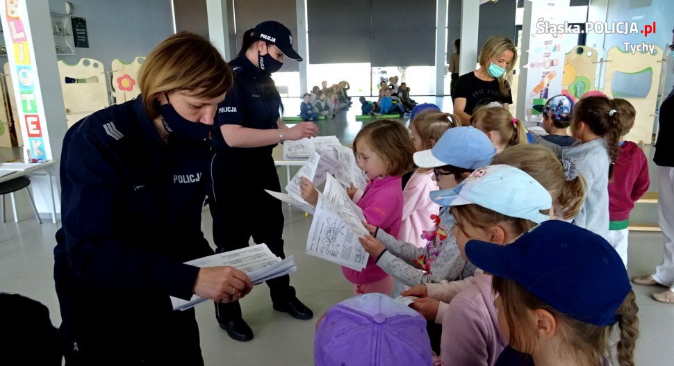Po wizycie mundurowych dzieci wiedzą jak bezpiecznie spędzić wakacje