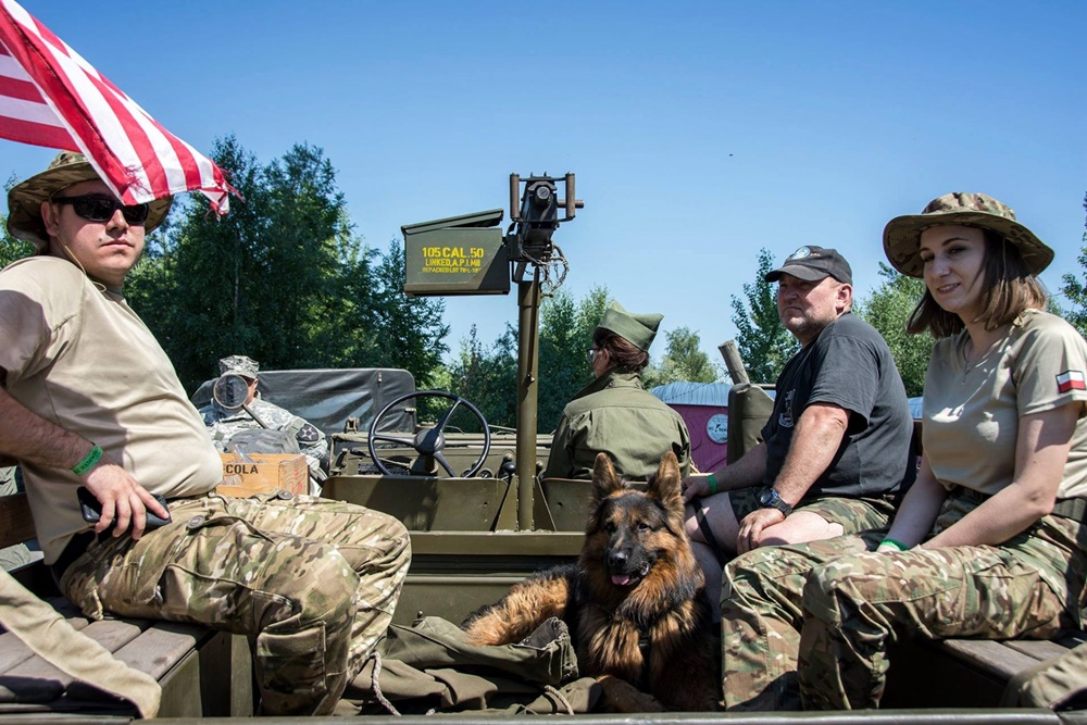 Pojazdy militarne 16 raz przyjechały do Bytomia