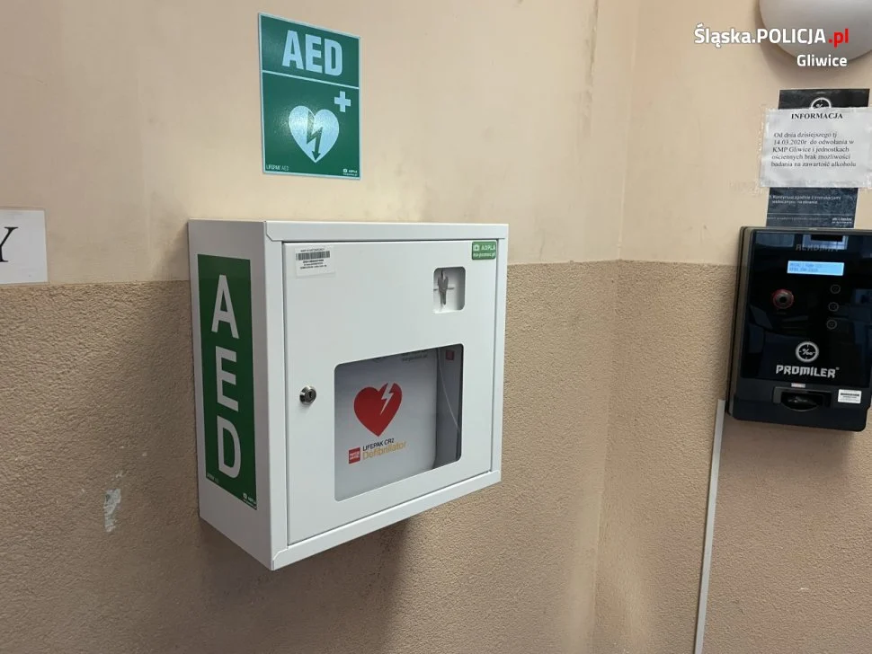 Defibrylator w gliwickiej komendzie