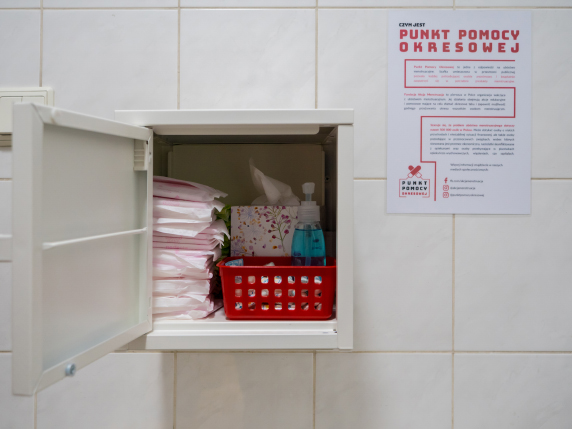 Skrzyneczki pomocy menstruacyjnej już w mieście!