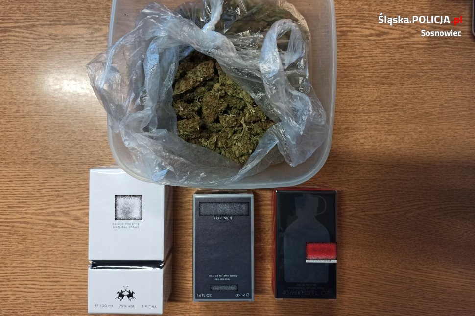 Zatrzymano nietrzeźwego kierowcę. Chciał przekupić policjantów perfumami