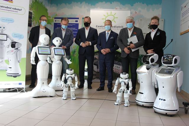 Roboty Nao, Sanbot i Pepper w sosnowieckim Centrum Pediatrii