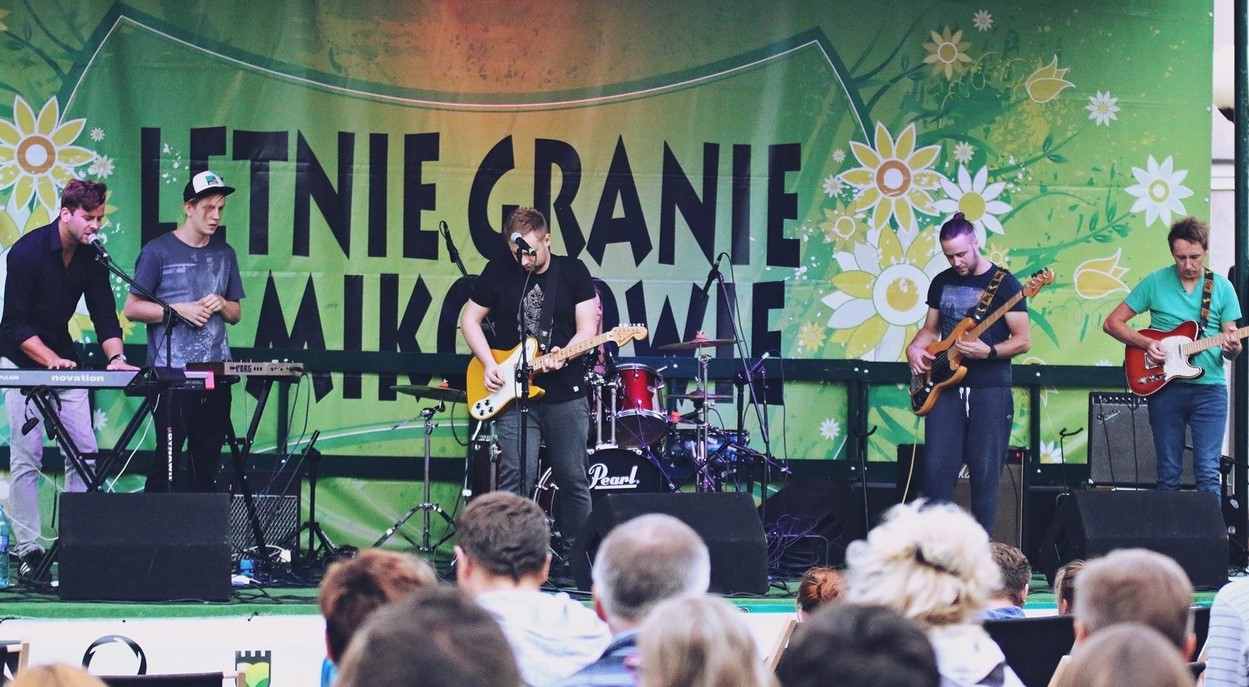 Letnie Granie 2021: Kto zagra w piątkowy wieczór? Jest pełna lista artystów