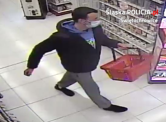 Publikujemy wizerunek mężczyzny podejrzewanego o kradzież perfum. Rozpoznajesz go?