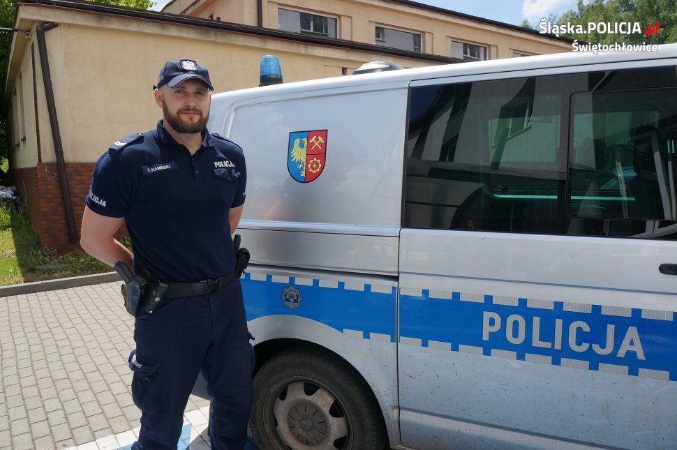 Pochwała dla dzielnicowego za bardzo dobrą współpracę