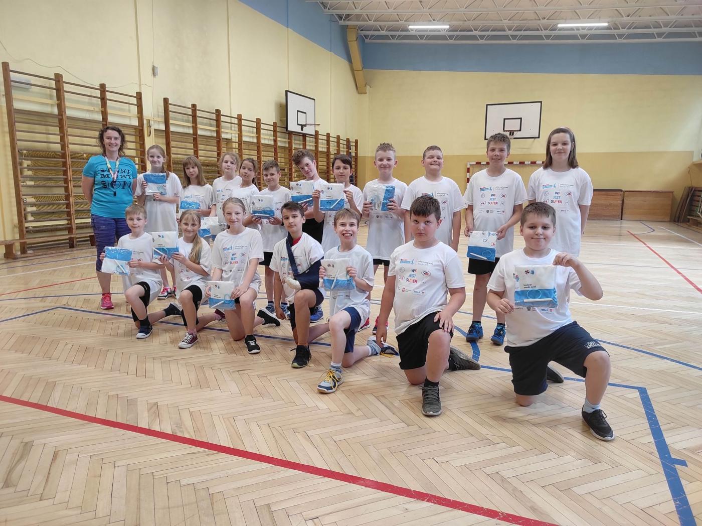 Młodzi siatkarze z SP2 odebrali nagrody