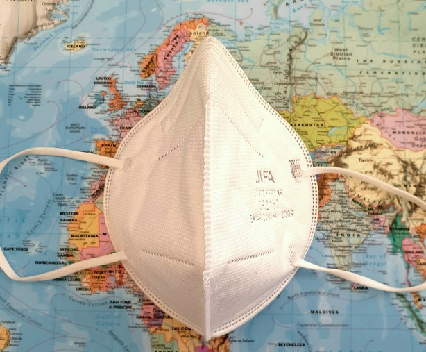 Polacy mogą podróżować do Hiszpanii bez dokumentów potwierdzających brak Covid-19