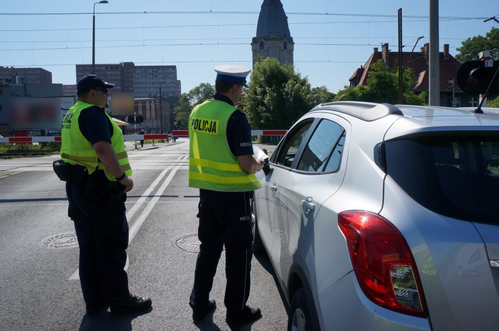 Chorzowscy policjanci przeprowadzili działania Bezpieczny przejazd - Szlaban na ryzyko!