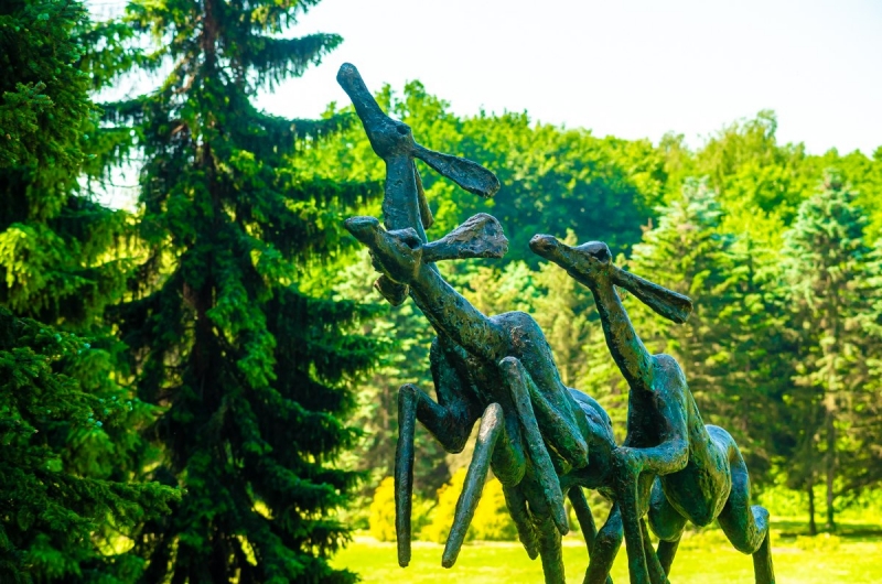 Rzeźba "Łanie" ponownie zachwyca!