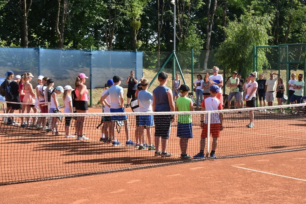 Następcy Świątek i Hurkacza rywalizowali w turnieju tenisa ziemnego dla dzieci i młodzieży