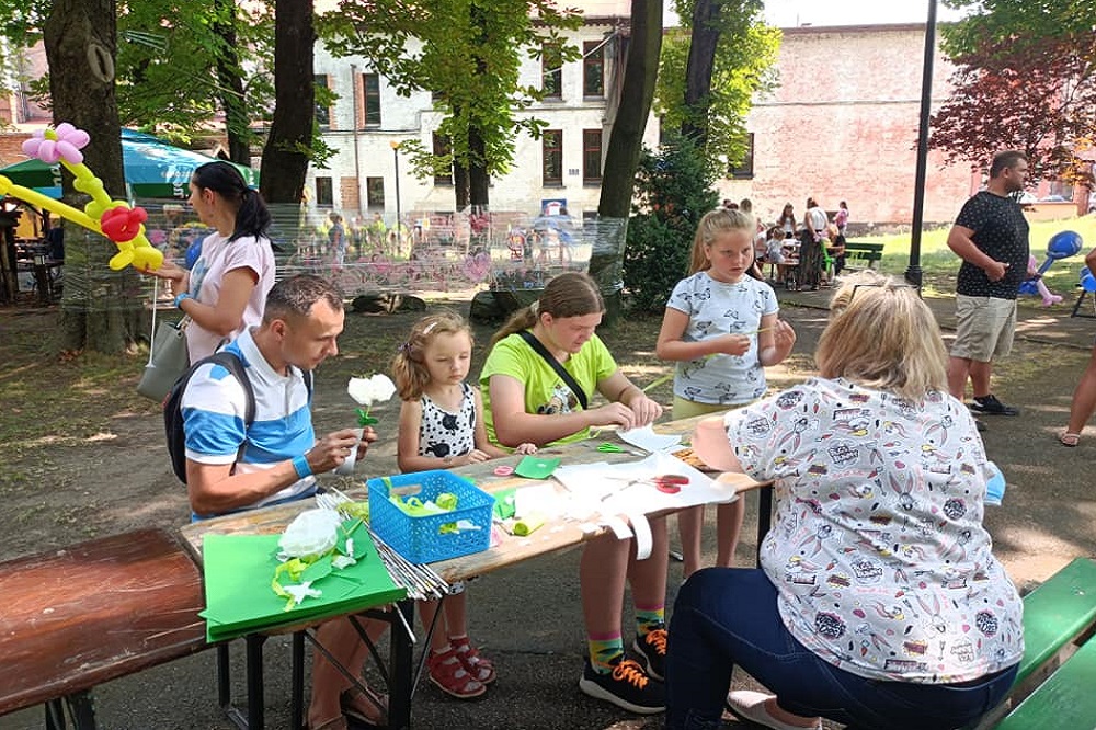 Ogród Śniadaniowy w MCK 5