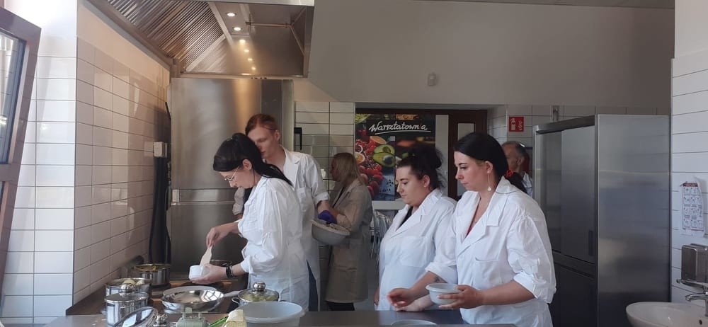 Gotowali ze smakiem podczas warsztatów MOPS