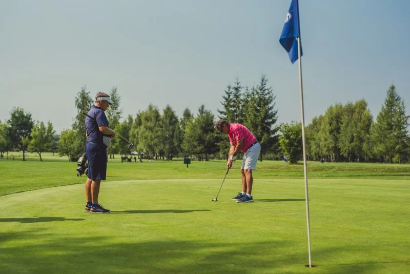 Ponad 70 uczestników turnieju golfowego