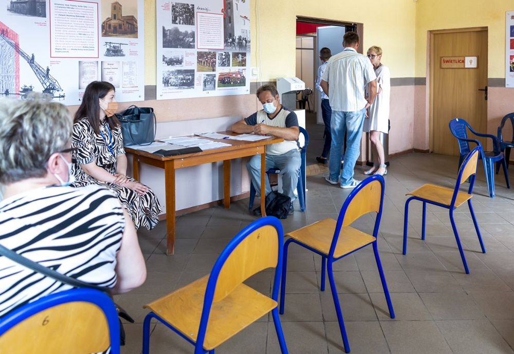 Mobilny punkt szczepień i spisu powszechnego odwiedził Suchą Górę