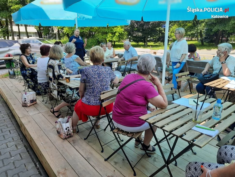 Bezpieczny senior podczas wakacji