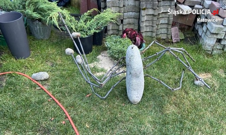 Zatrzymani za kradzież rzeźb