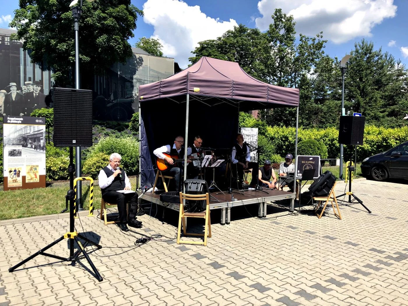 Szwarne Karlusy zagrały pieśni powstańcze