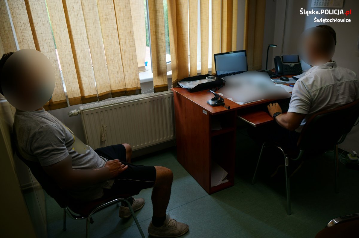 Świętochłowiccy policjanci zatrzymali 33-latka podejrzanego o liczne kradzieże z włamaniem