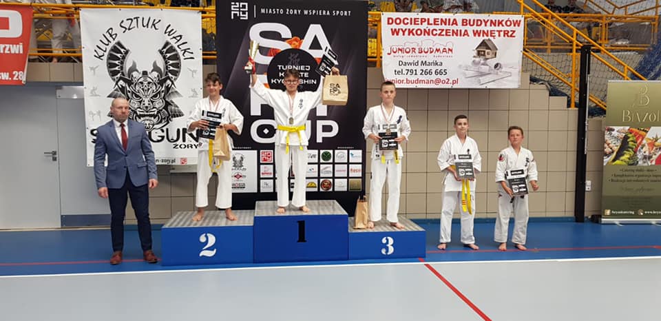 Sukces zawodowy Dąbrowskiego Klubu Karate