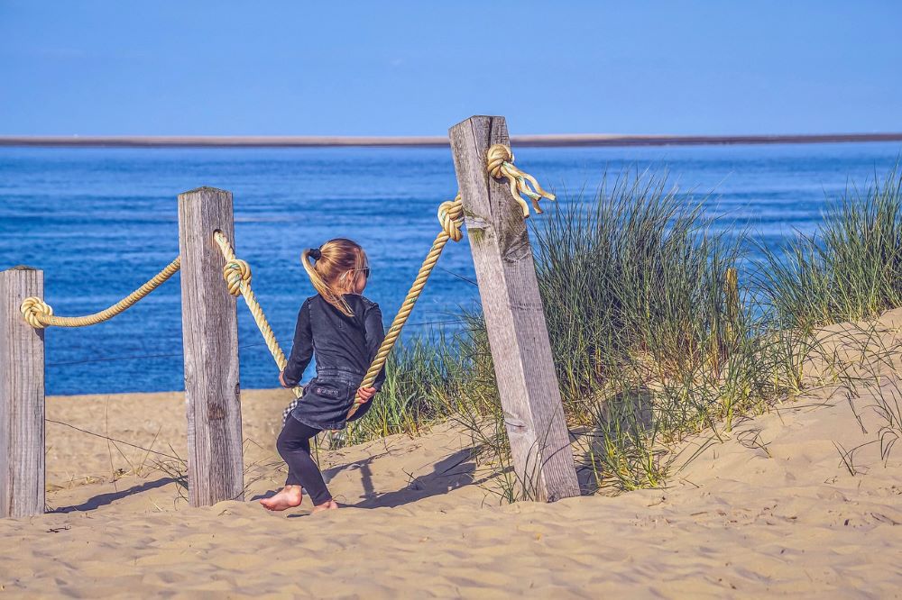 Zagraniczne podróże dla najmłodszych – gdzie dzieci nie muszą mieć covidowych dokumentów?