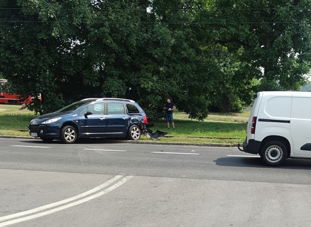 Kolizja na wysokości pętli tramwajowej w Zaborzu. Mogą występować utrudnienia!