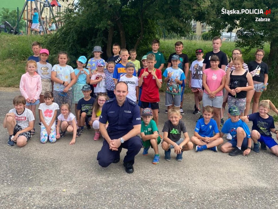 Spotkania z dziećmi w ramach akcji "Bezpieczne wakacje"