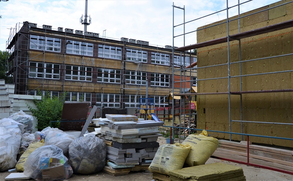 W zabrzańskich szkołach prowadzone są intensywne prace budowlane i modernizacje