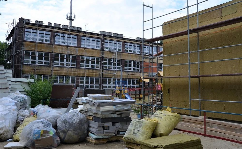 W zabrzańskich szkołach prowadzone są intensywne prace budowlane i modernizacje