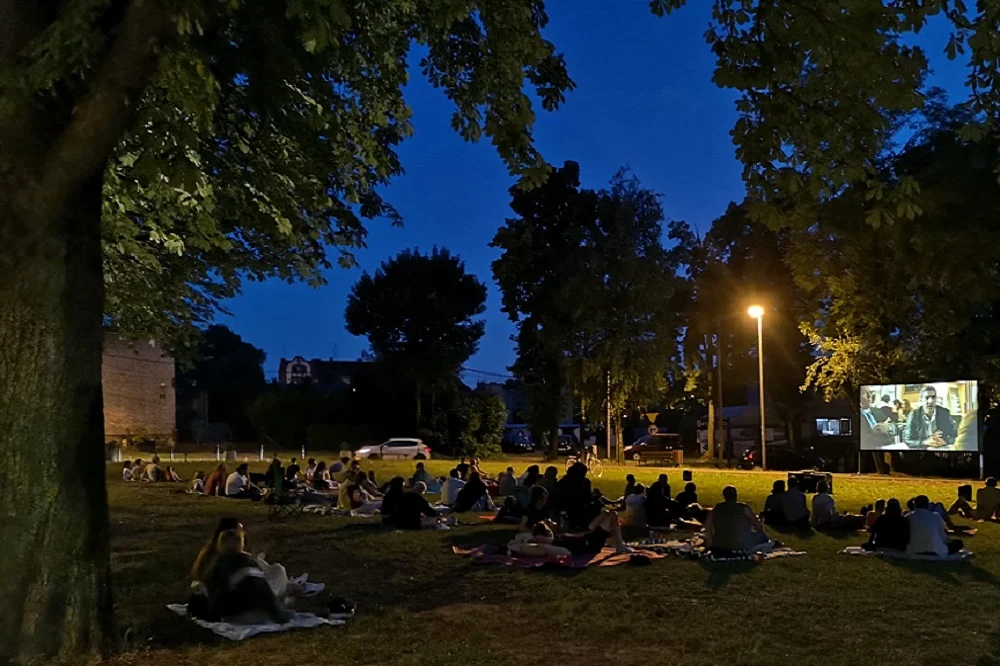 Trwa kino letnie w #KochLove! Sprawdź repertuar na nadchodzące pokazy