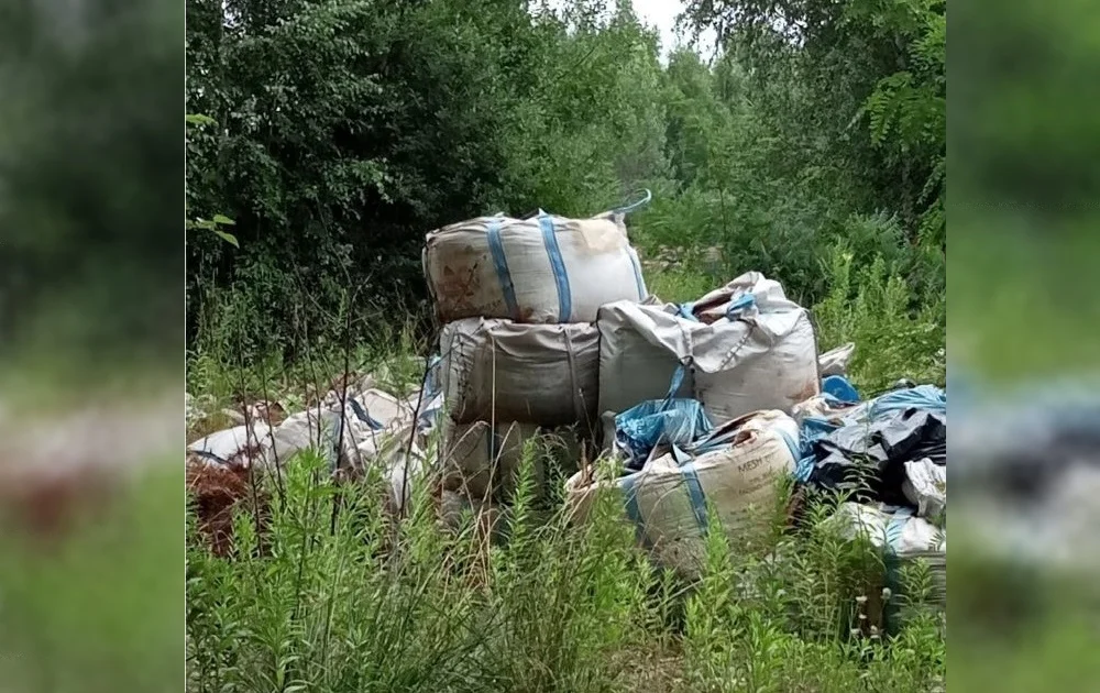 Tony śmieci na Łąkach w Rudzie Śląskiej. Kto za to odpowiada?
