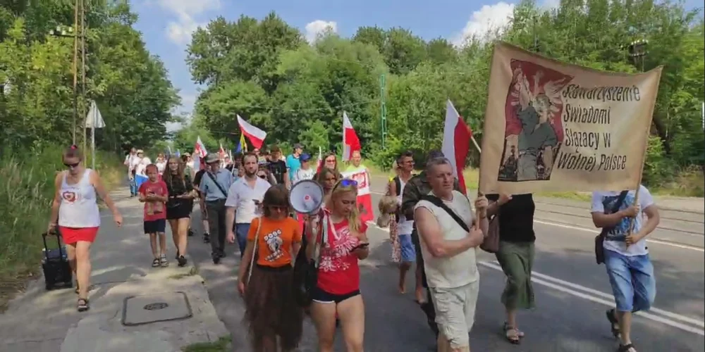 Ulicami Rudy Śląskiej przeszła Defilada Świadomych Ślązaków